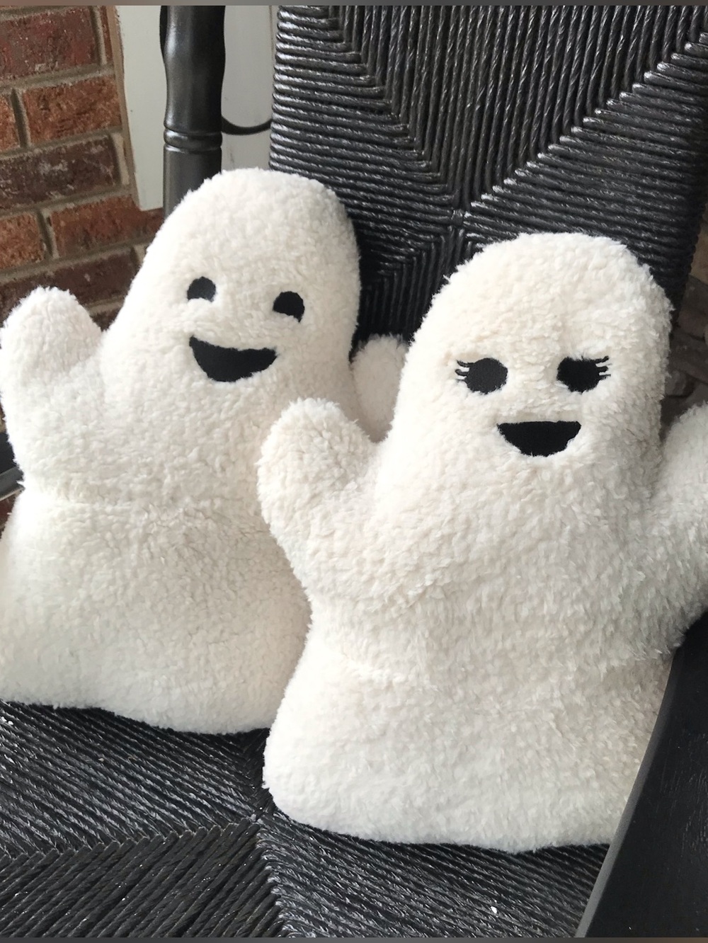 Martha Stewart Mr. and Mrs. Ghost Pillows Halloween 2 Pack Large NEW